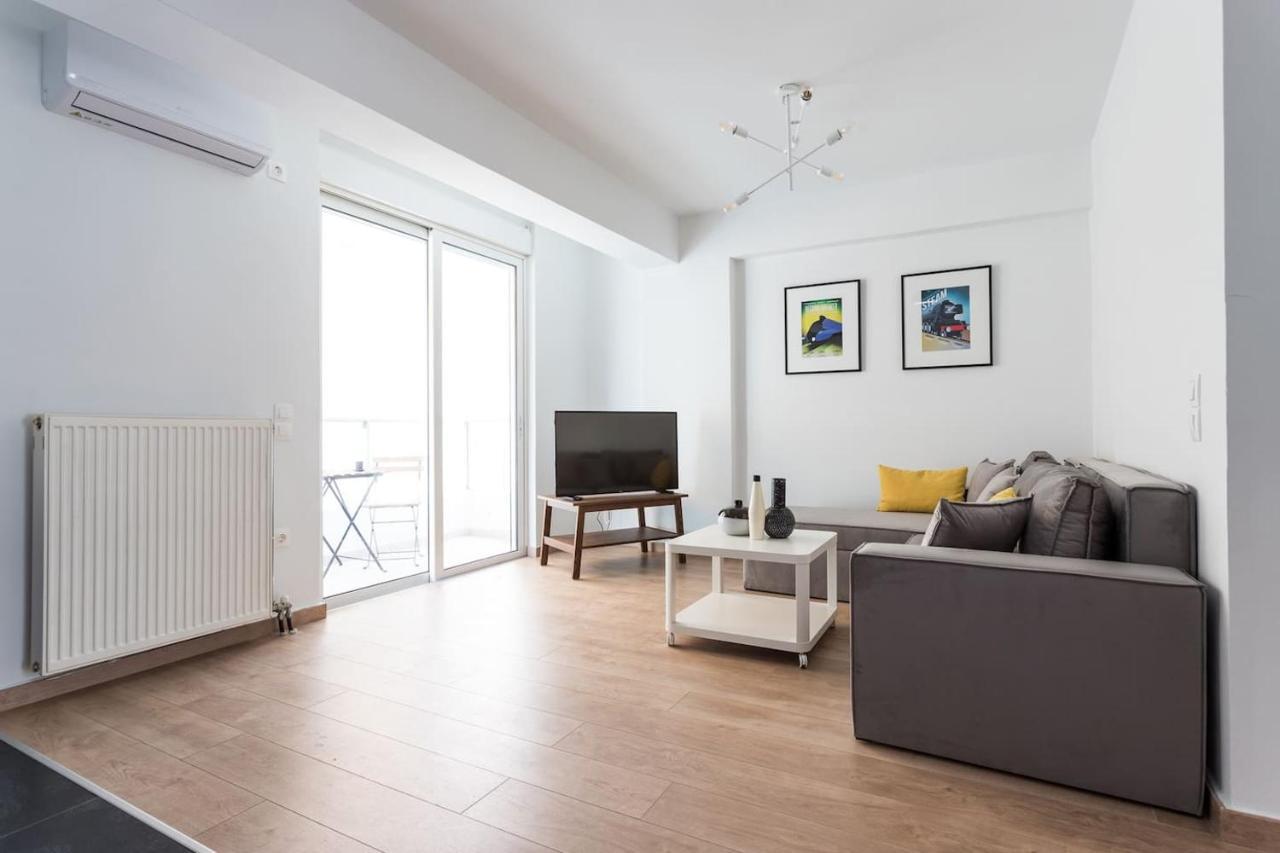 Stunning Flat With Lovely Terrace & Parking Garage Athens Luaran gambar