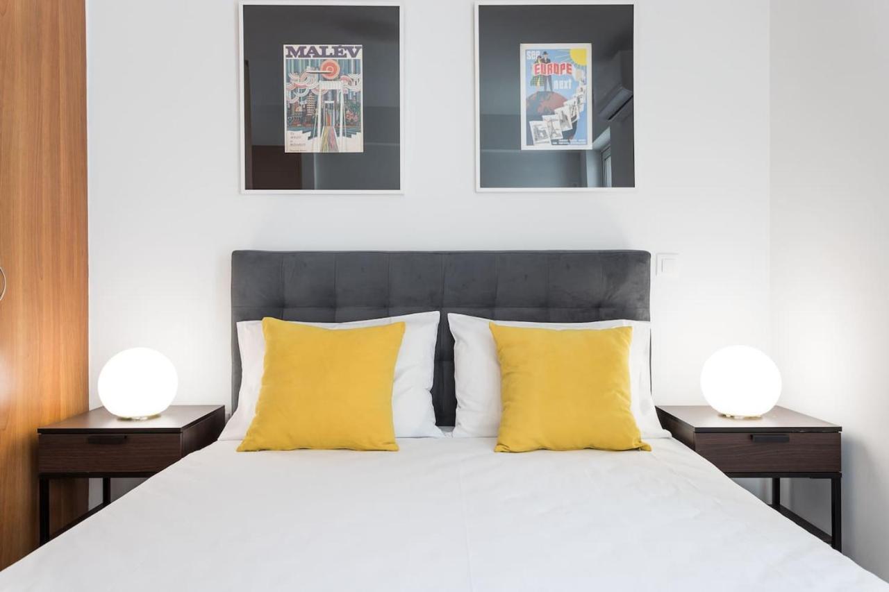 Stunning Flat With Lovely Terrace & Parking Garage Athens Luaran gambar