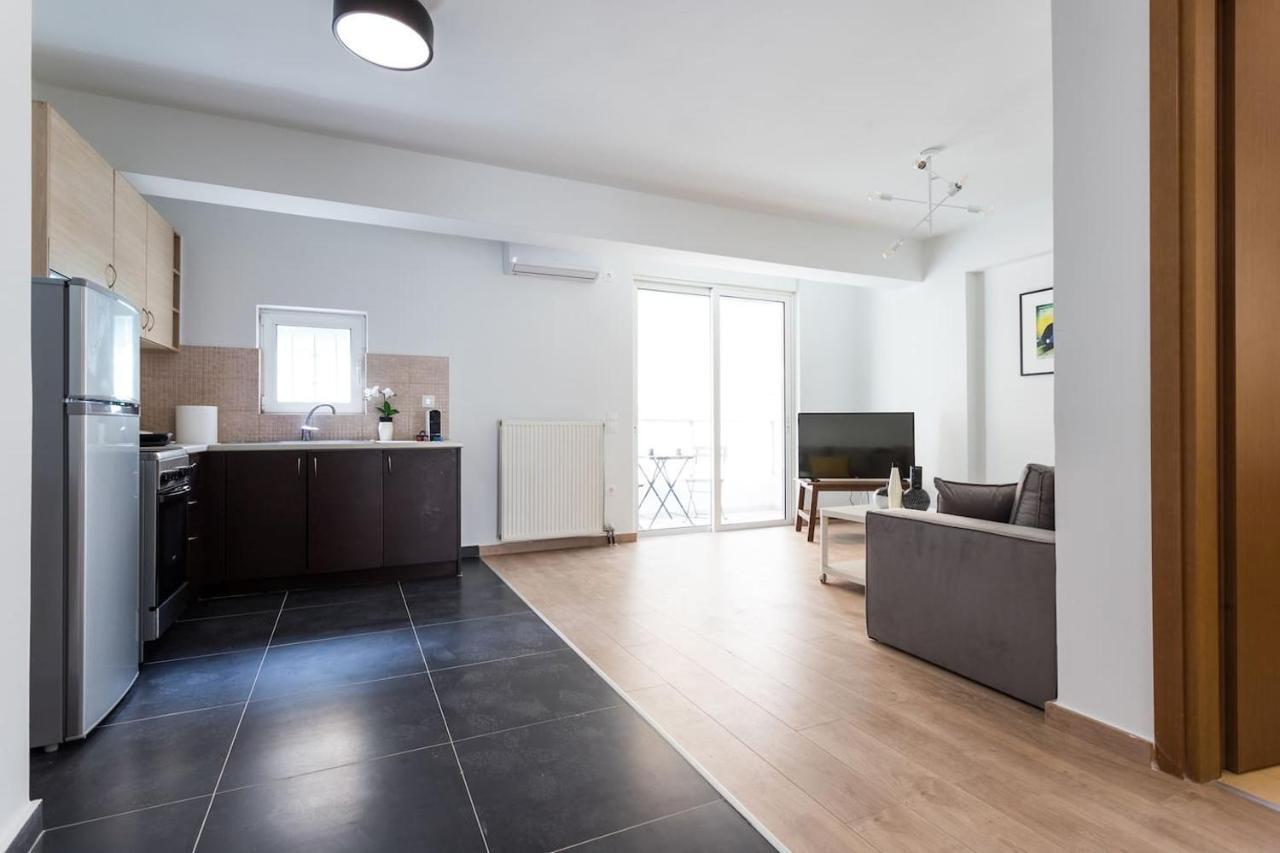 Stunning Flat With Lovely Terrace & Parking Garage Athens Luaran gambar