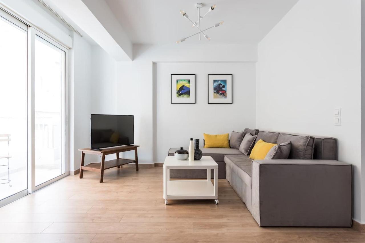 Stunning Flat With Lovely Terrace & Parking Garage Athens Luaran gambar